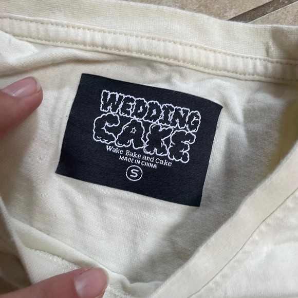 Wedding Cake Wake Bake Graphic T Shirt Short Sleeve Cream Size Small - Picture 4 of 8